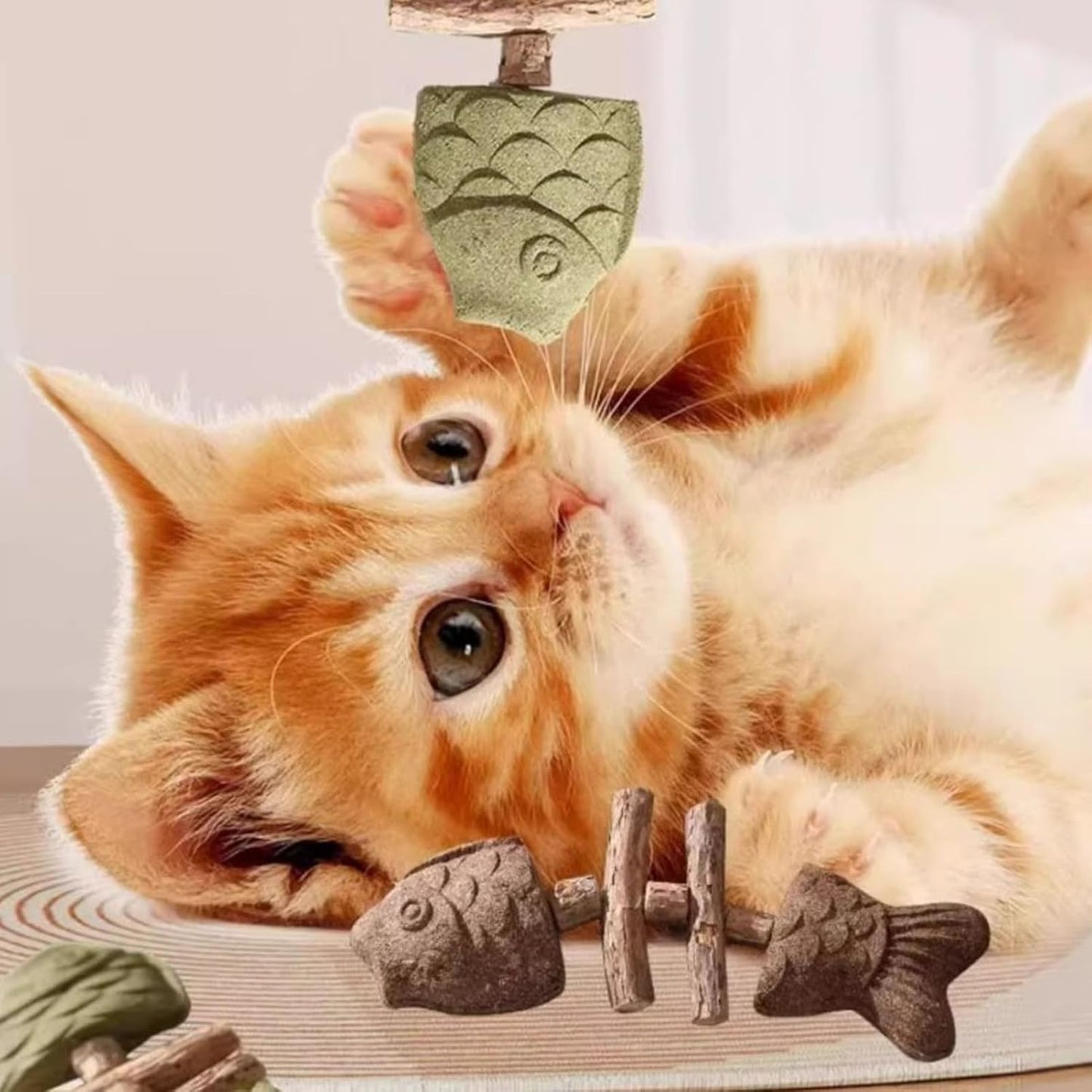 Fishbone Cat Chew Toy – Bite-Resistant Dental Toy for Cats