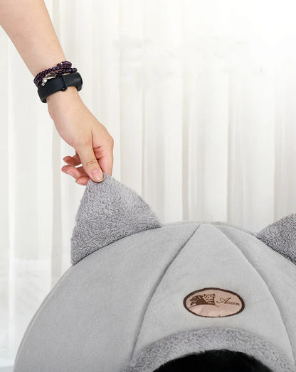 Cat Ear Pet Bed – Soft, Warm & Washable Bed for Small to Large Cats