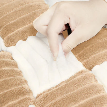 Warm Washable Anti-Slip Pet Bed & Blanket Mat for Car, Sofa & Couch