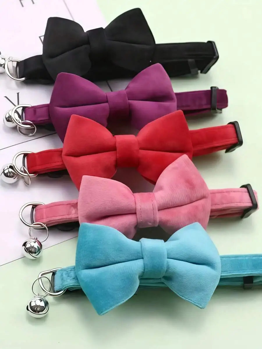 Adjustable Pet Collar with Bow Tie & Bell – Fashion Collar for Cats & Small Dogs