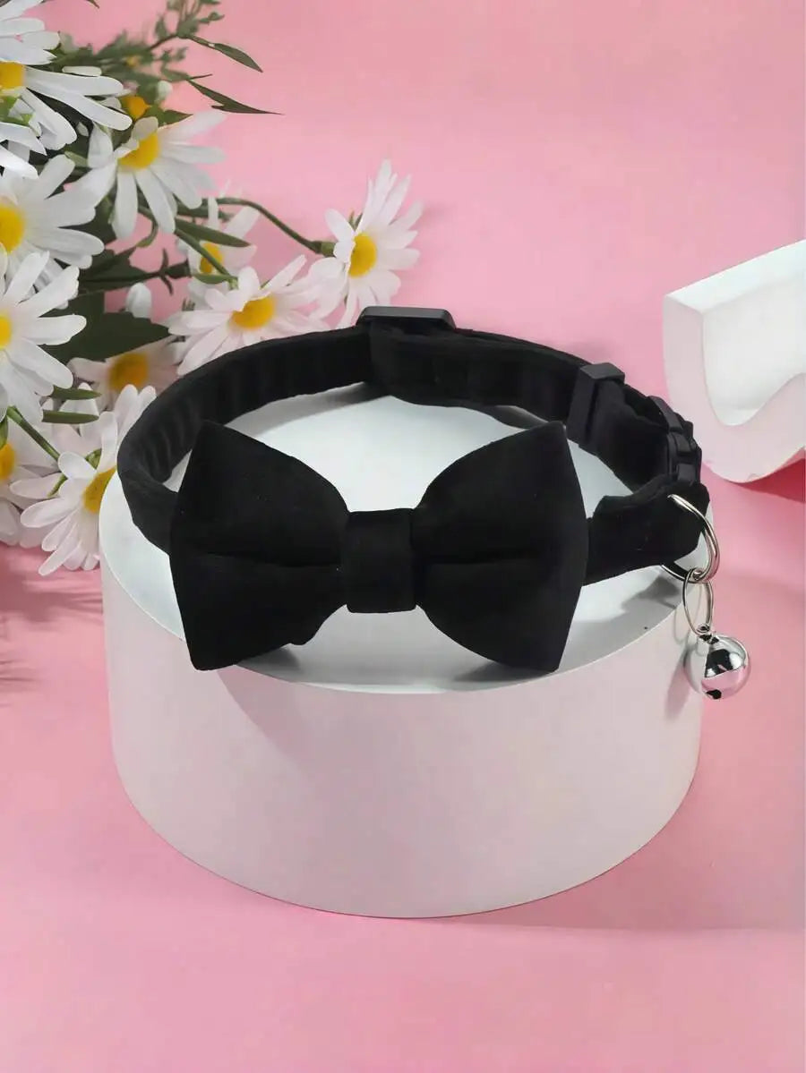 Adjustable Pet Collar with Bow Tie & Bell – Fashion Collar for Cats & Small Dogs