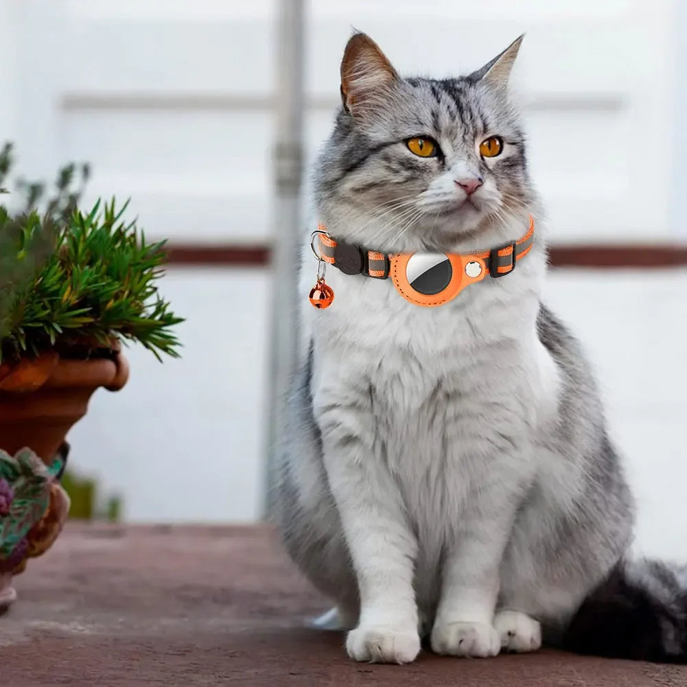 Reflective AirTag Cat Collar – Adjustable Safety Collar for Kittens & Cats