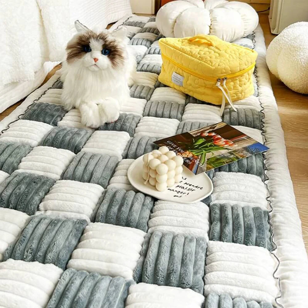 Warm Washable Anti-Slip Pet Bed & Blanket Mat for Car, Sofa & Couch