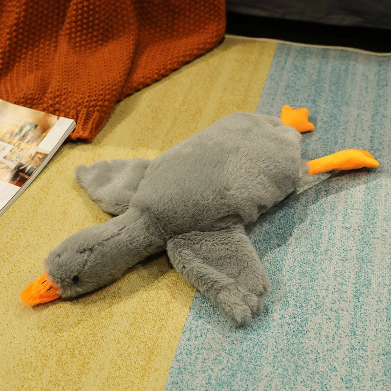 Goose Plush Pet Toy – Soft Anxiety Relief Companion for Dogs & Cats